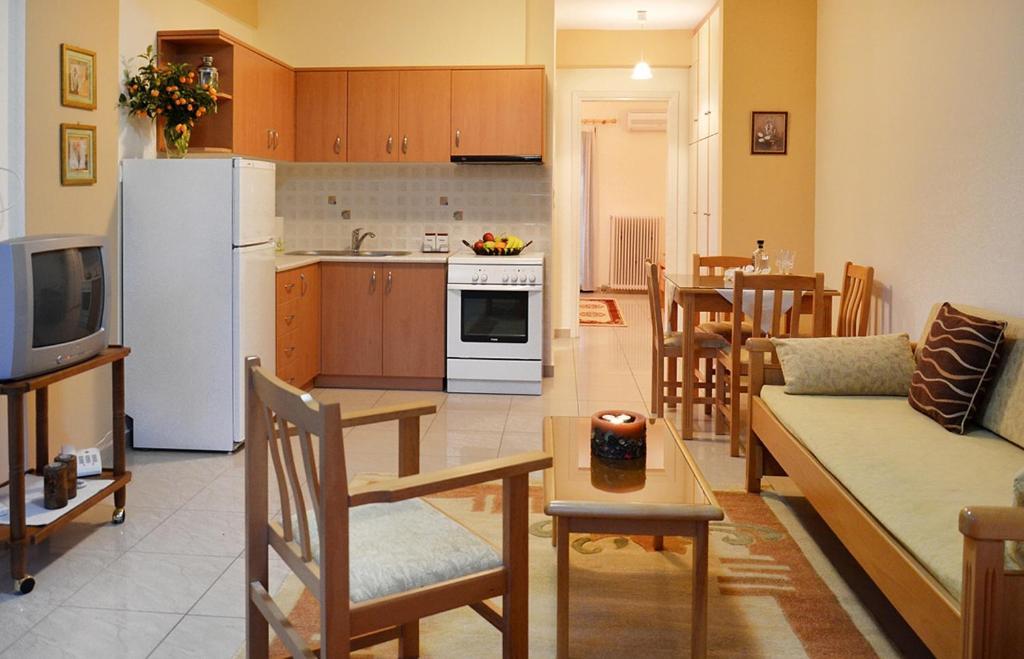 Hotel Patelis Poúlithra Quarto foto